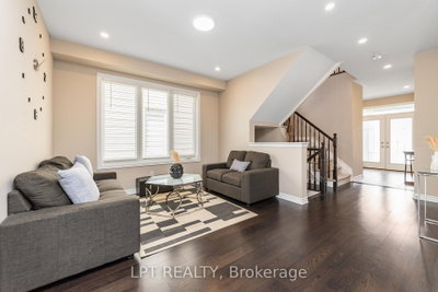 908 Pedigree Street • Stittsville, ON photo 3