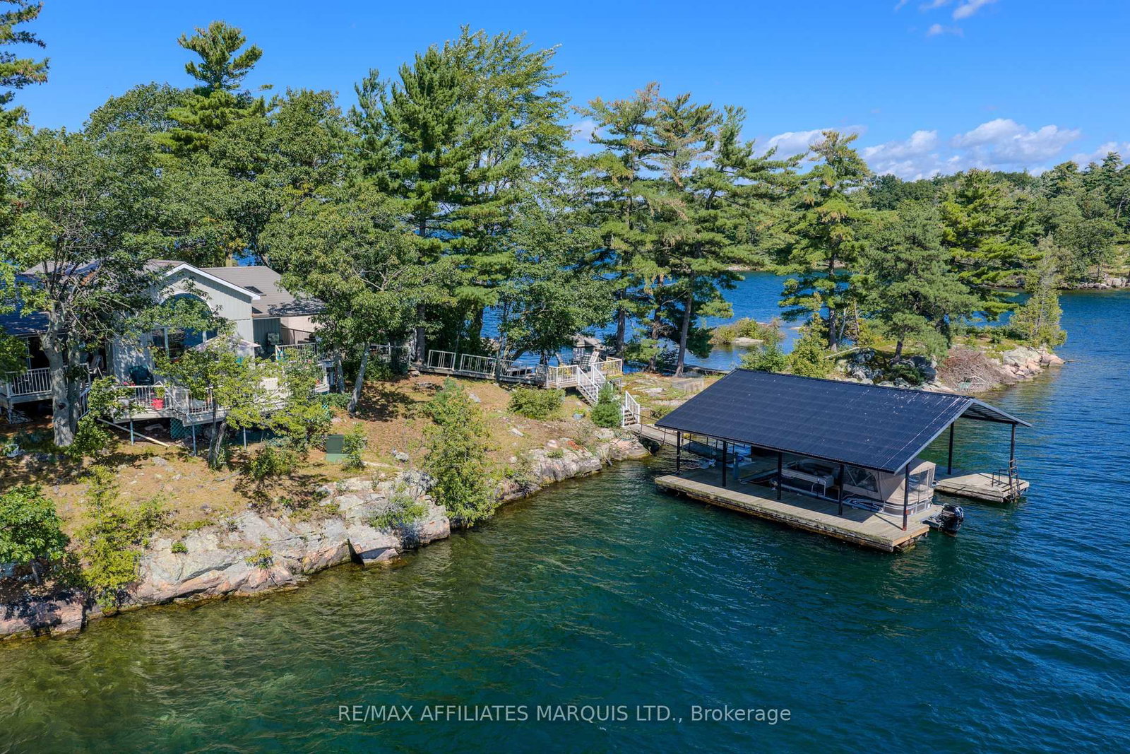 1 Island 49 Island • Leeds and the Thousand Islands, ON photo 4