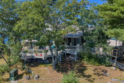 1 Island 49 Island • Leeds and the Thousand Islands, ON photo 8