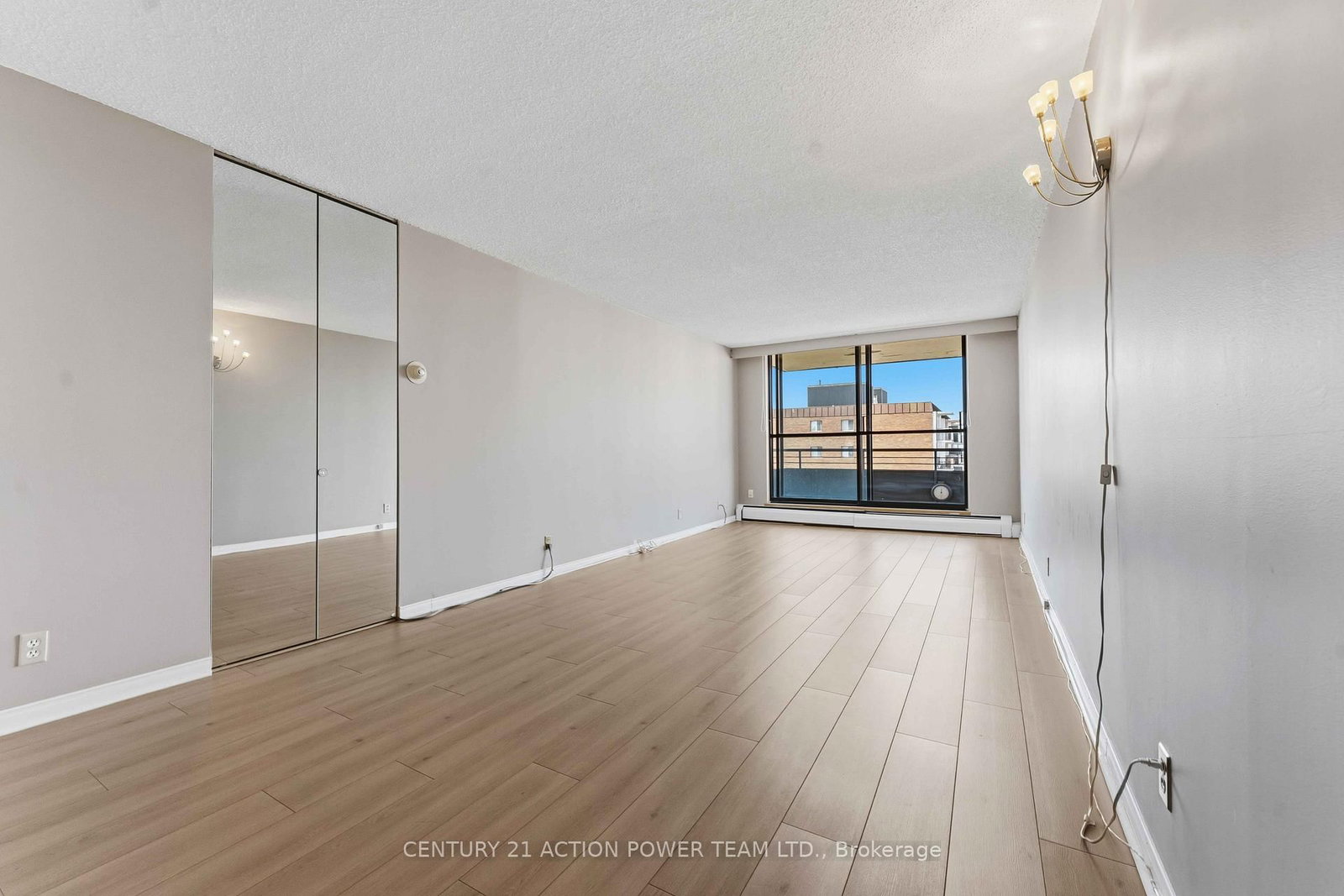 505 ST LAURENT Boulevard • #903 • Ottawa, ON photo 10