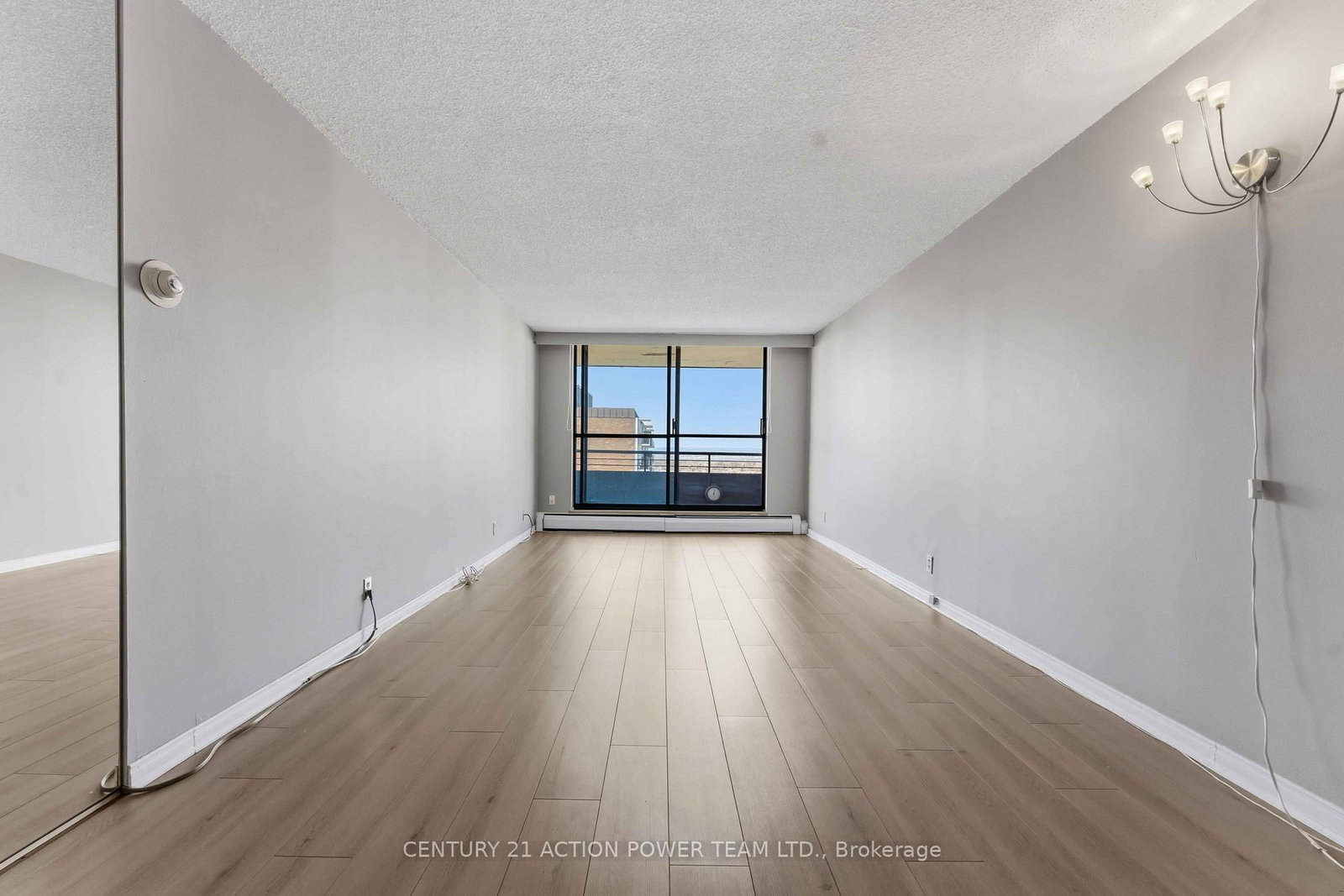 505 ST LAURENT Boulevard • #903 • Ottawa, ON photo 11