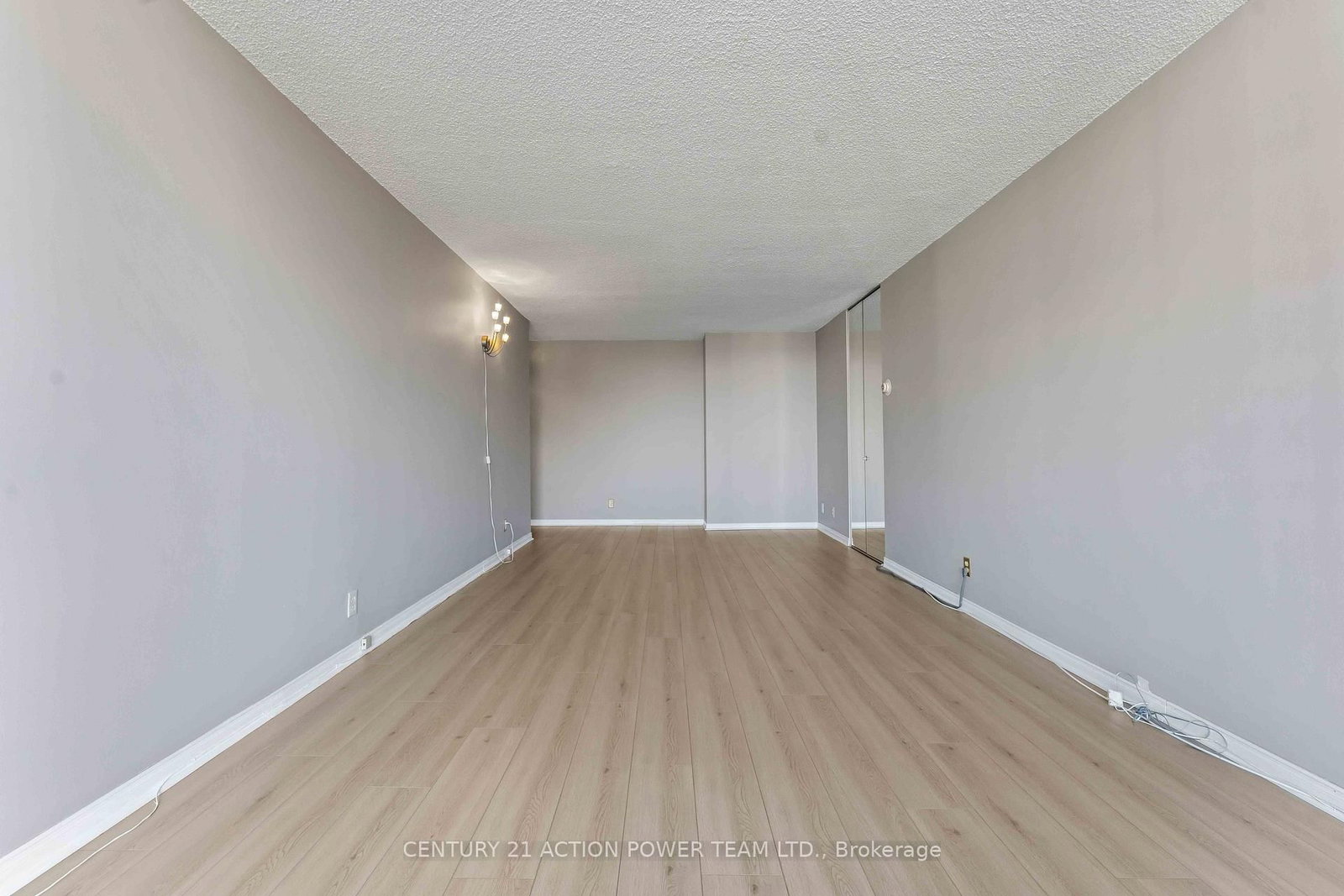 505 ST LAURENT Boulevard • #903 • Ottawa, ON photo 14