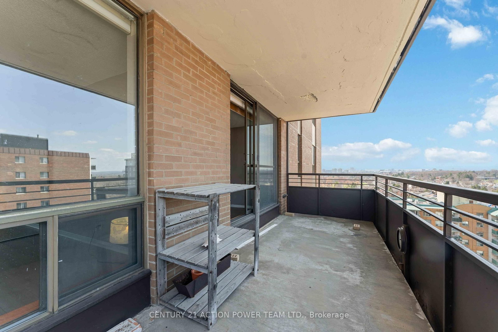 505 ST LAURENT Boulevard • #903 • Ottawa, ON photo 34
