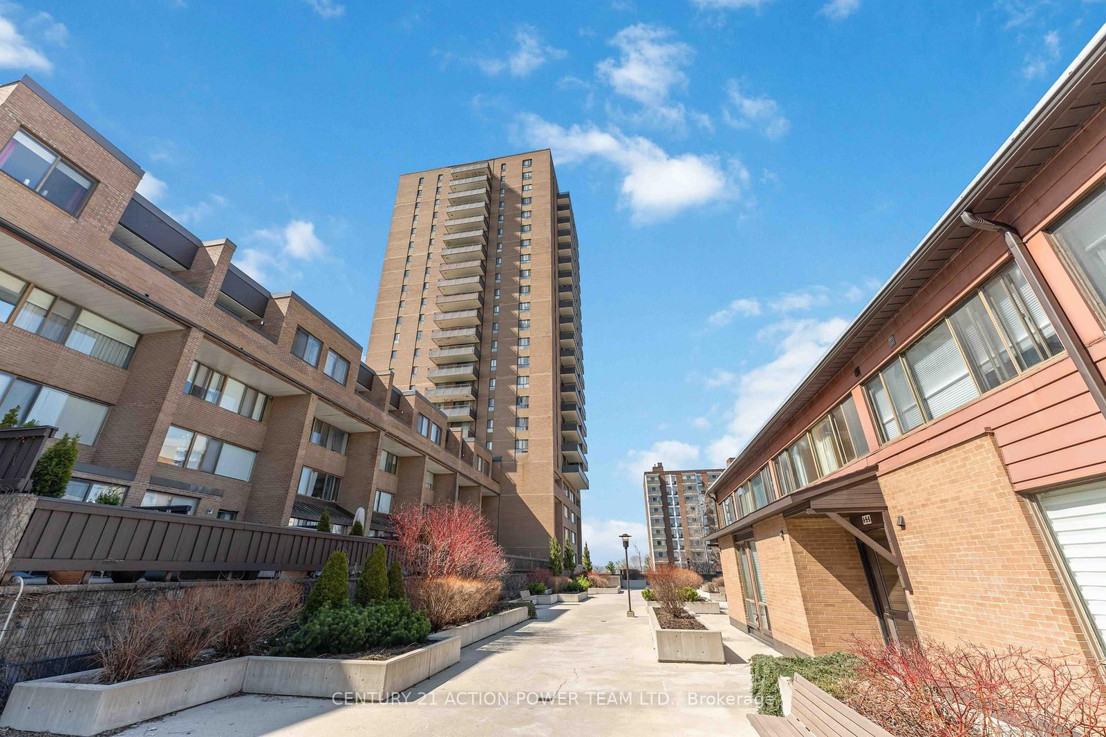 505 ST LAURENT Boulevard • #903 • Ottawa, ON photo 39