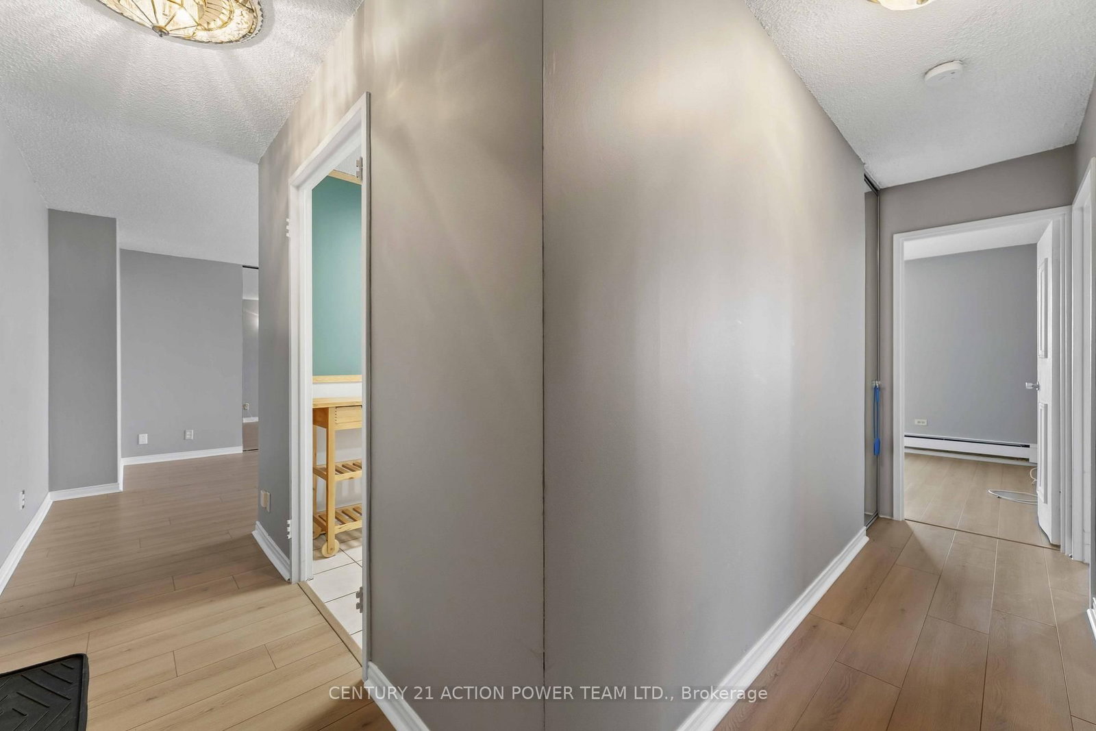 505 ST LAURENT Boulevard • #903 • Ottawa, ON photo 8