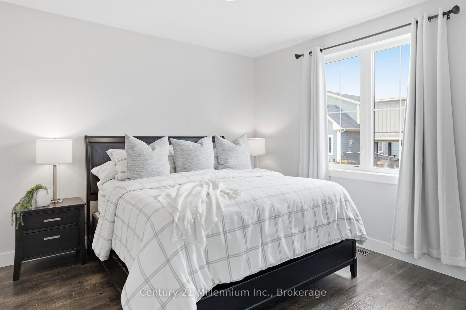 132 Sycamore Street • Blue Mountains, ON photo 18