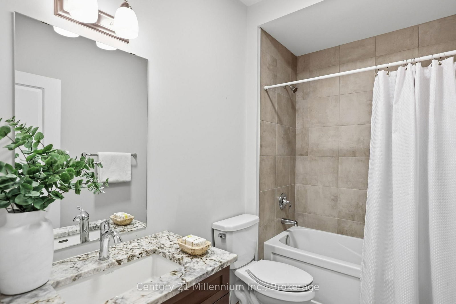 132 Sycamore Street • Blue Mountains, ON photo 22