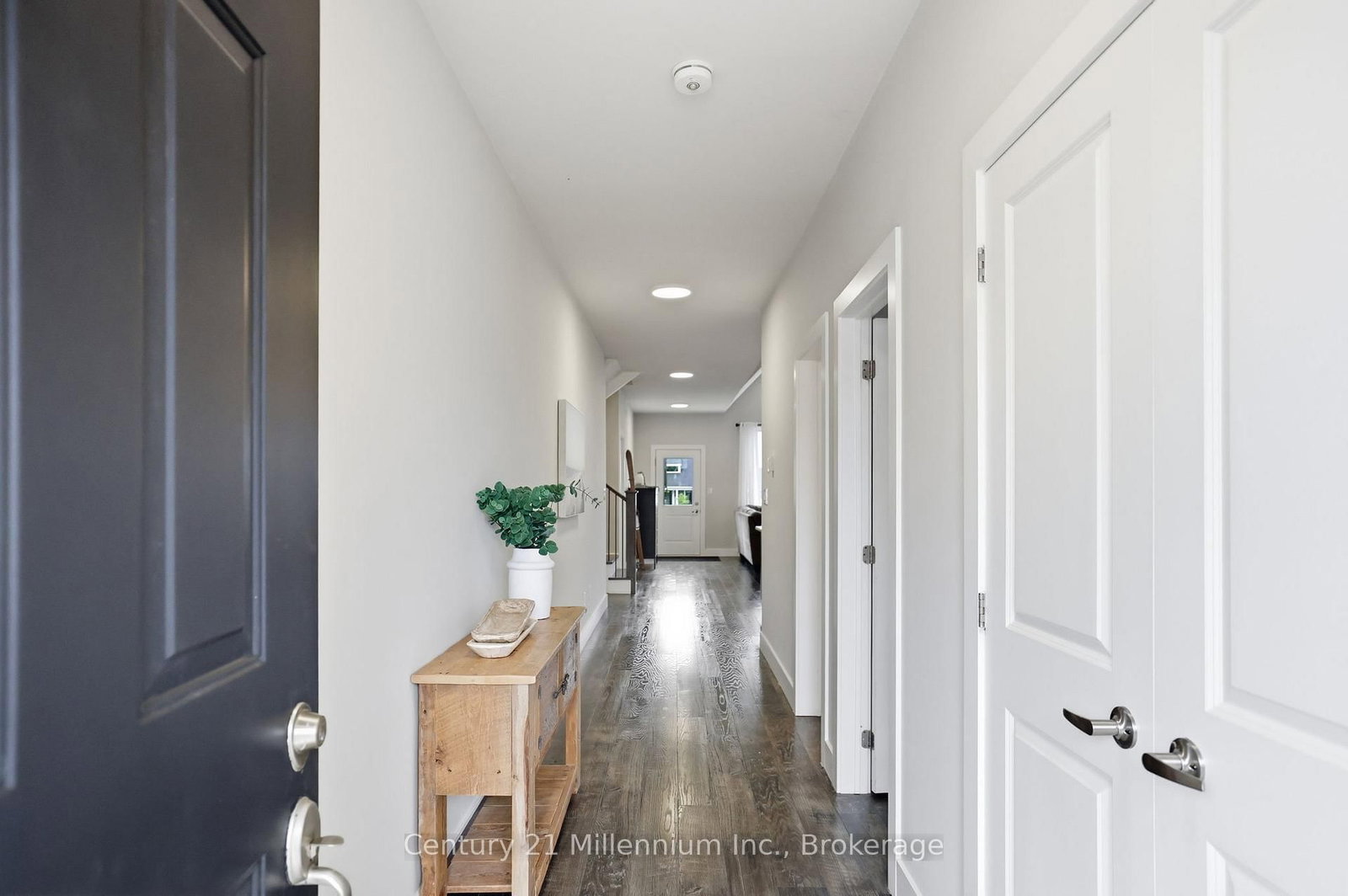 132 Sycamore Street • Blue Mountains, ON photo 6
