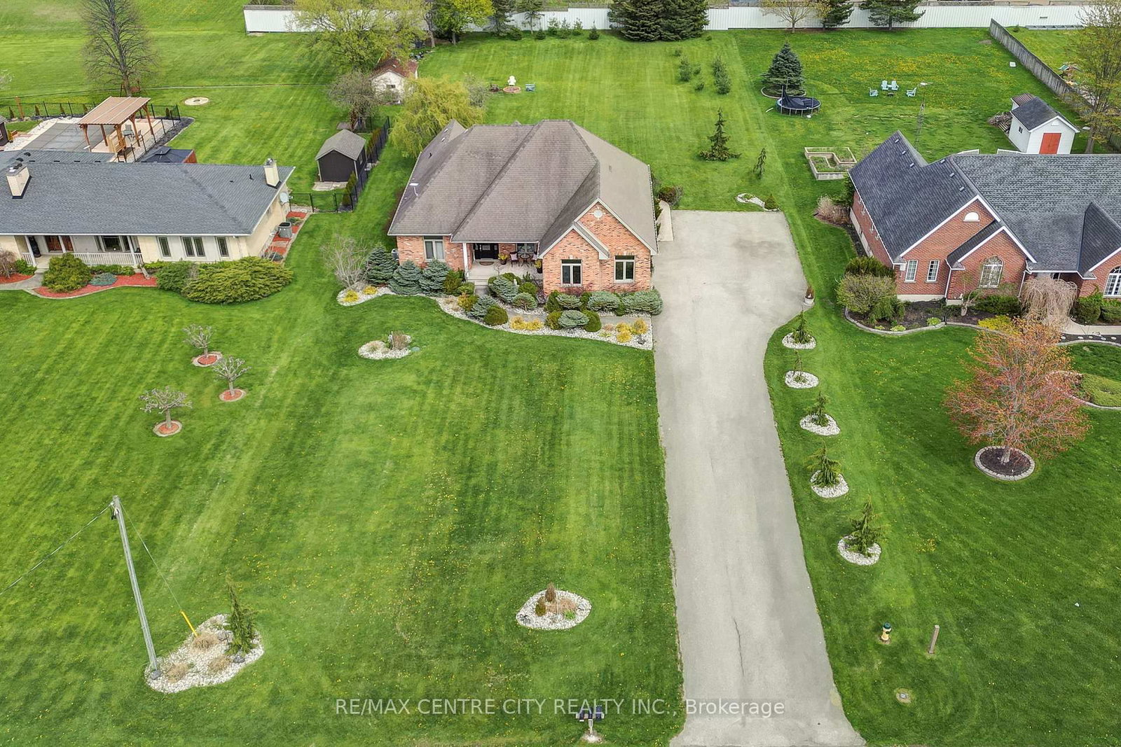 9538 Tower Road • Central Elgin, ON photo 1