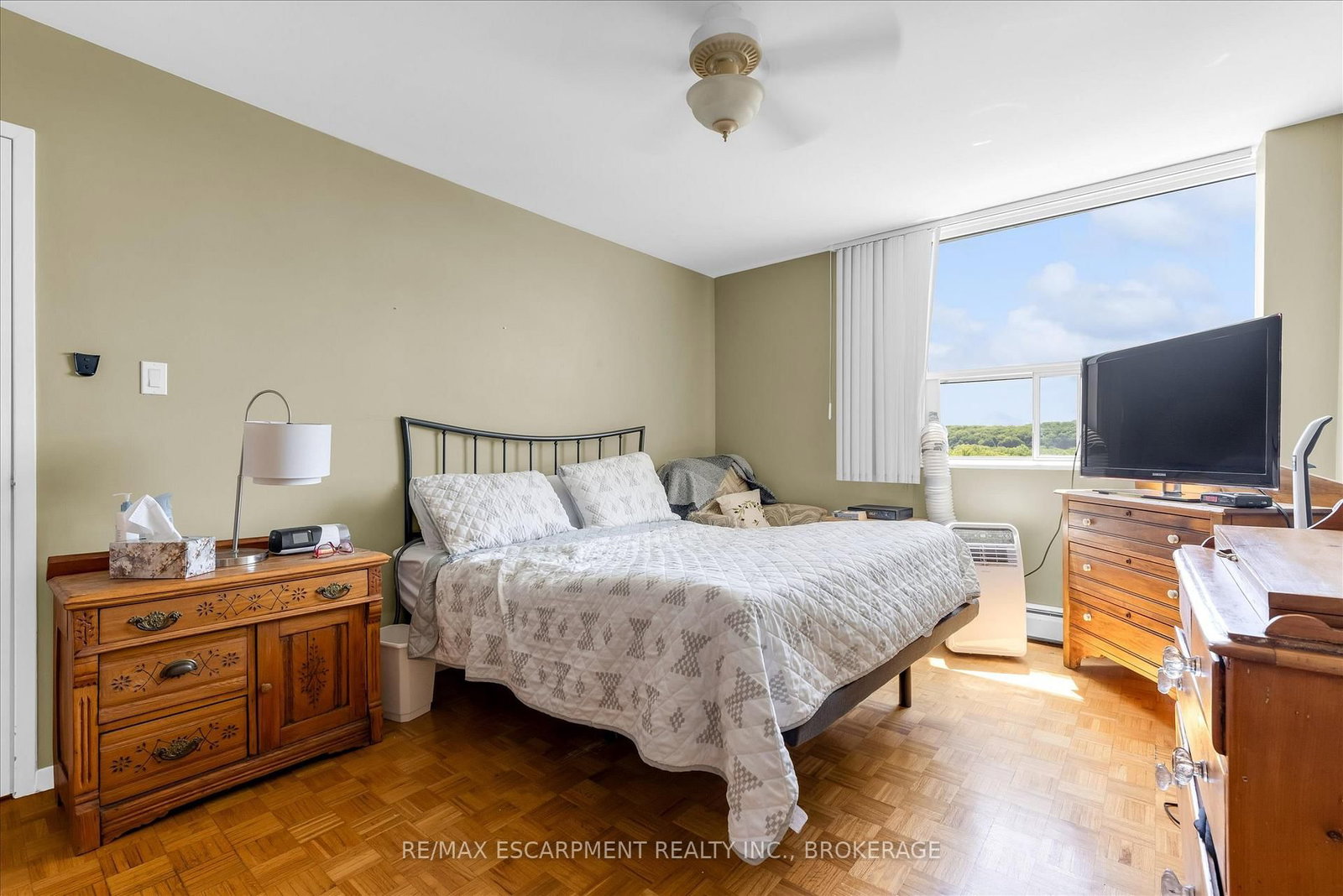 35 Towering Heights Boulevard • #1007 • St. Catharines, ON photo 8
