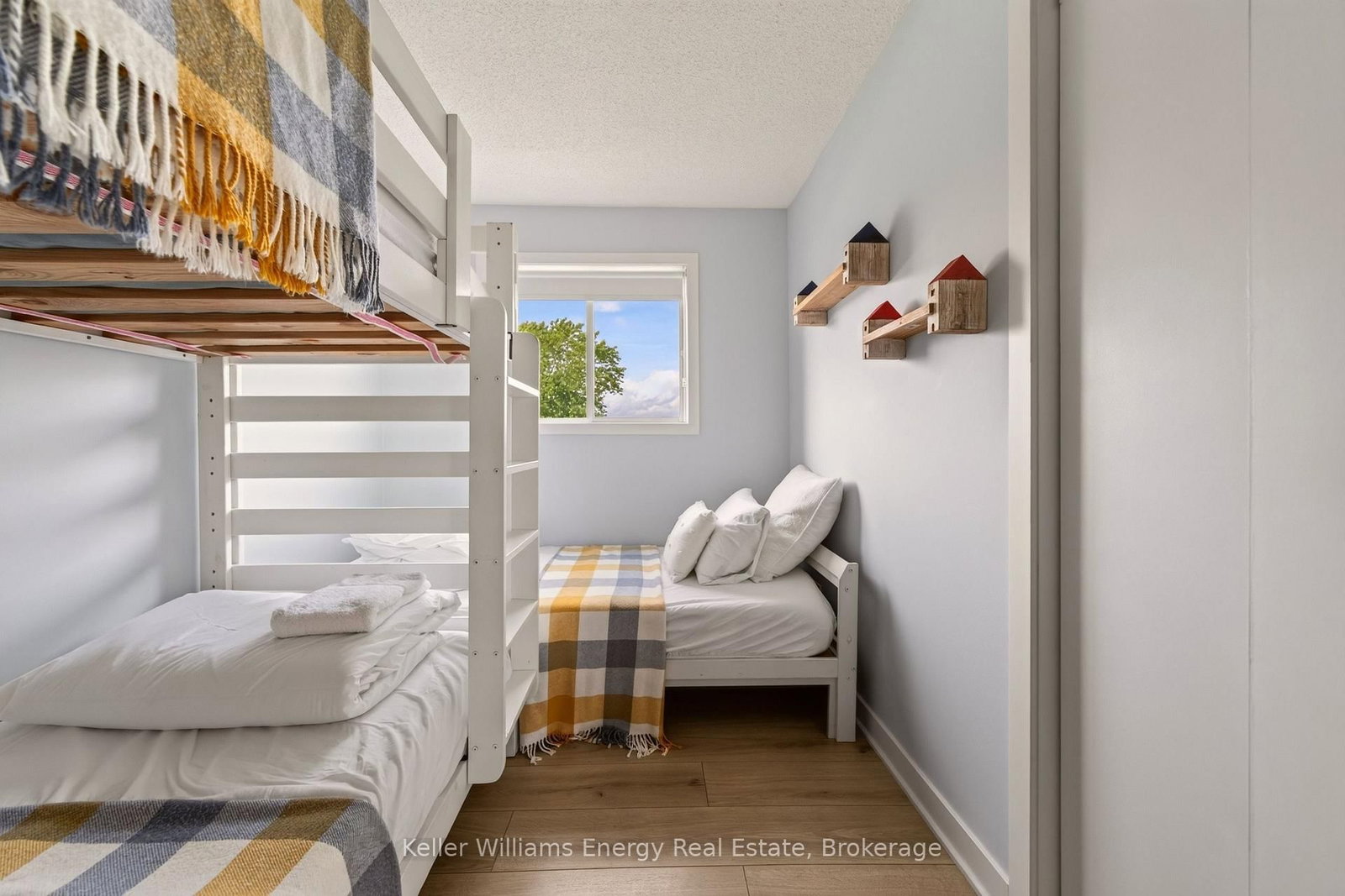 5 Harbourview Crescent • Prince Edward County, ON photo 30