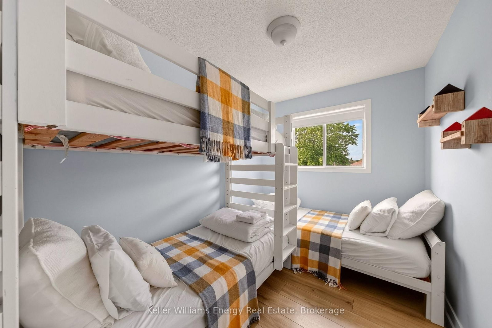 5 Harbourview Crescent • Prince Edward County, ON photo 31