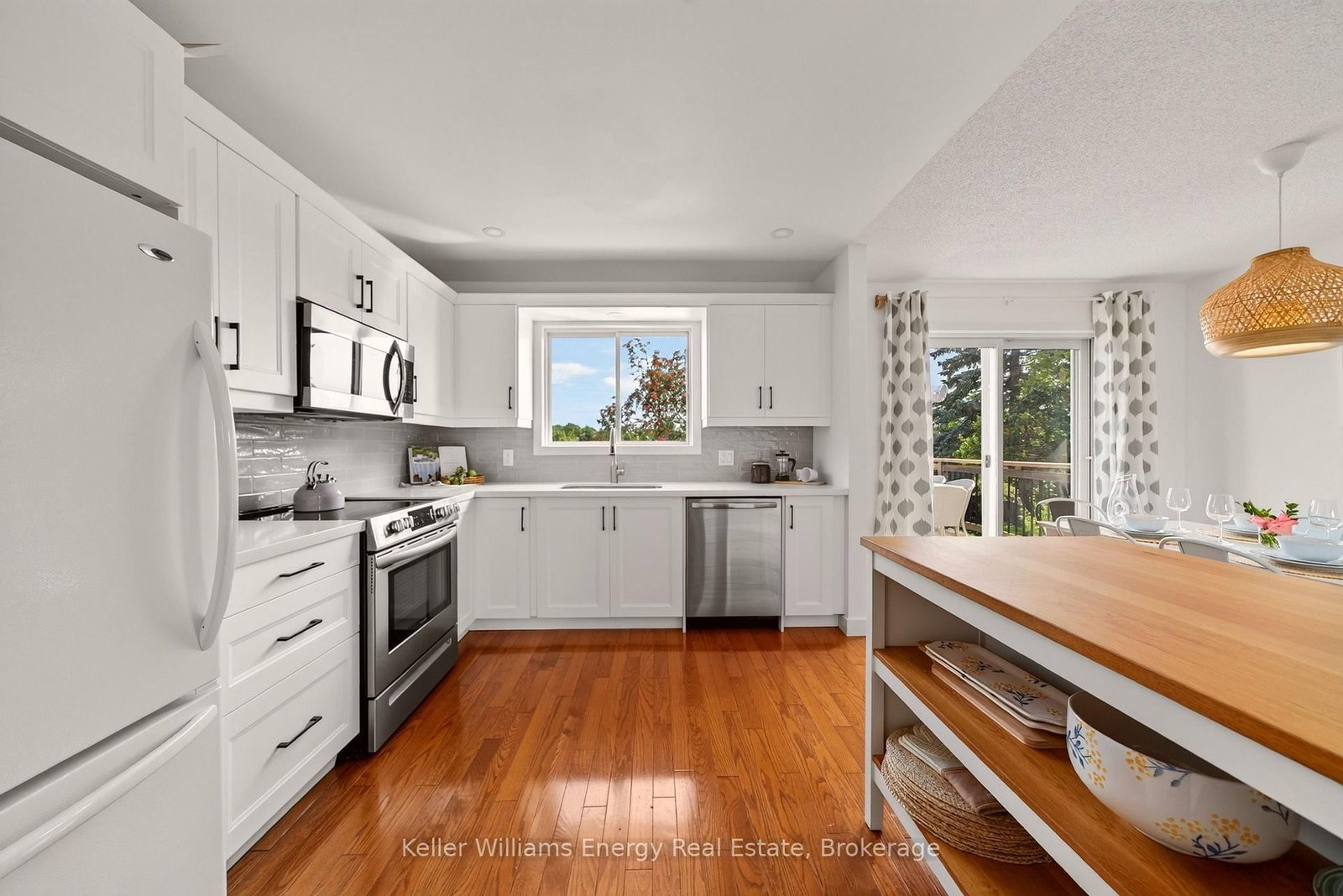 5 Harbourview Crescent • Prince Edward County, ON photo 9