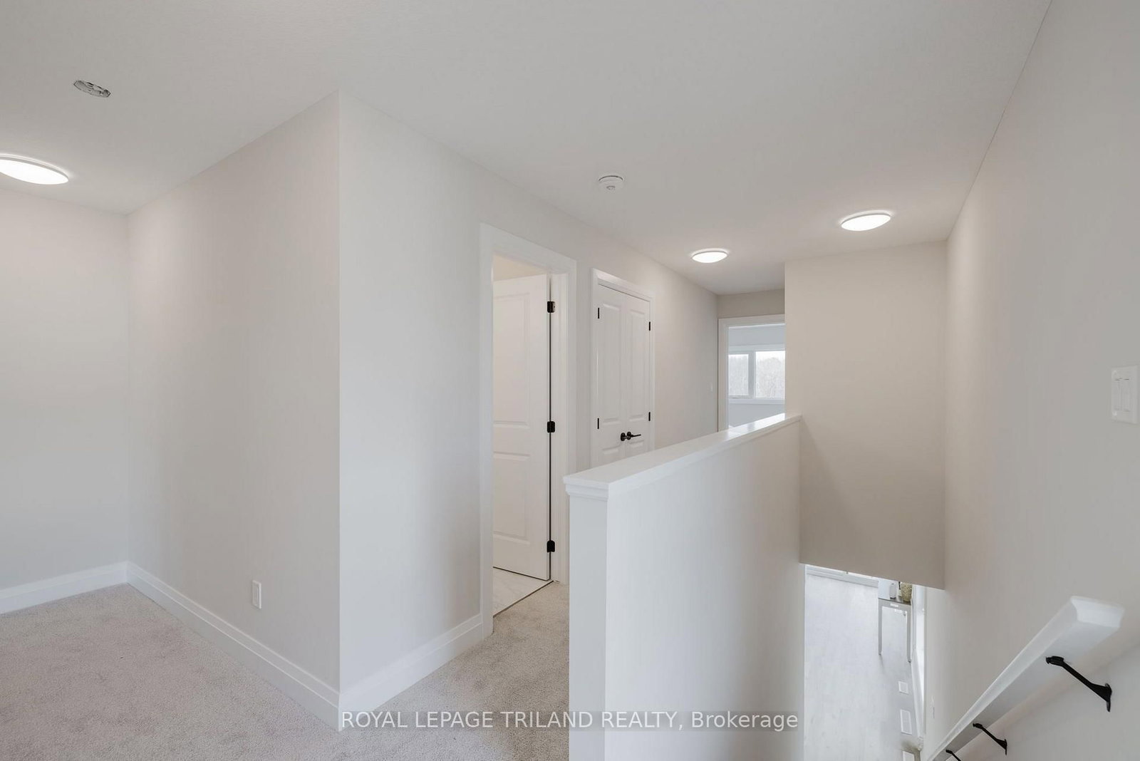 1893 Dalmagarry Road • London North, ON photo 25