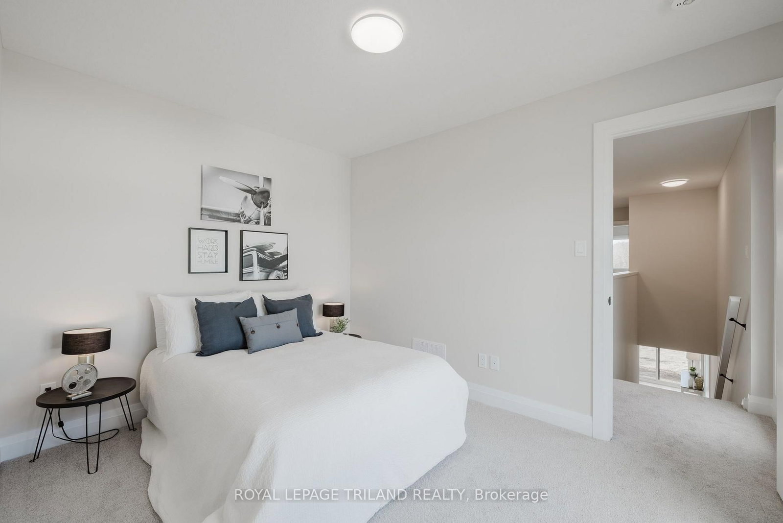 1893 Dalmagarry Road • London North, ON photo 31