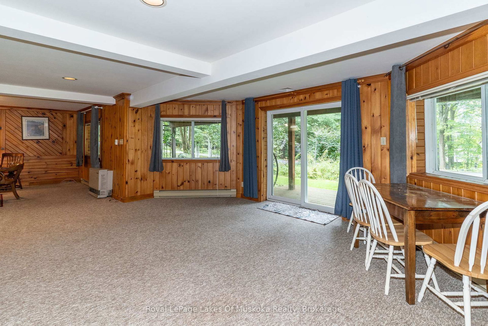 230 Lakeview Avenue • Gravenhurst, ON photo 23
