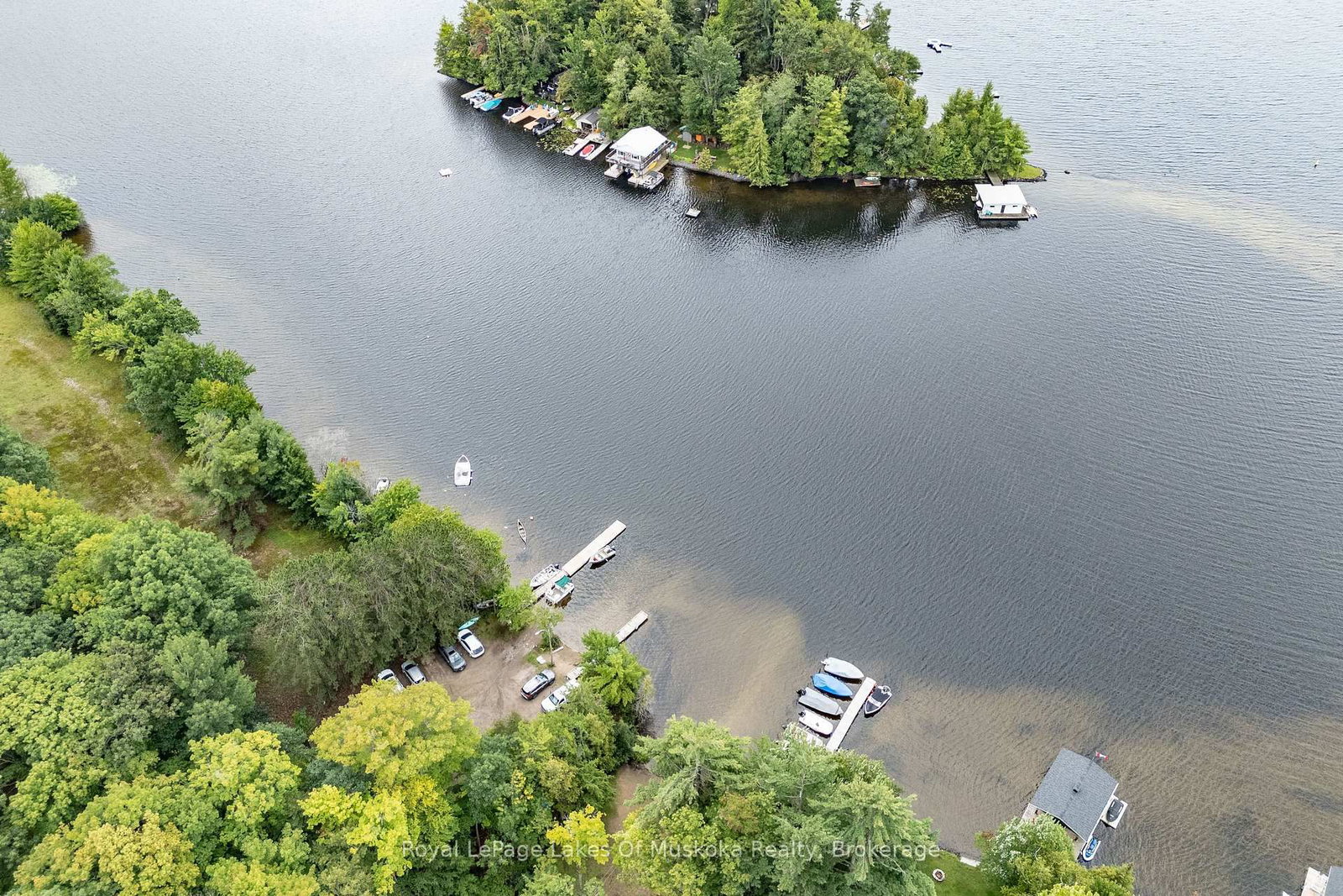 230 Lakeview Avenue • Gravenhurst, ON photo 39