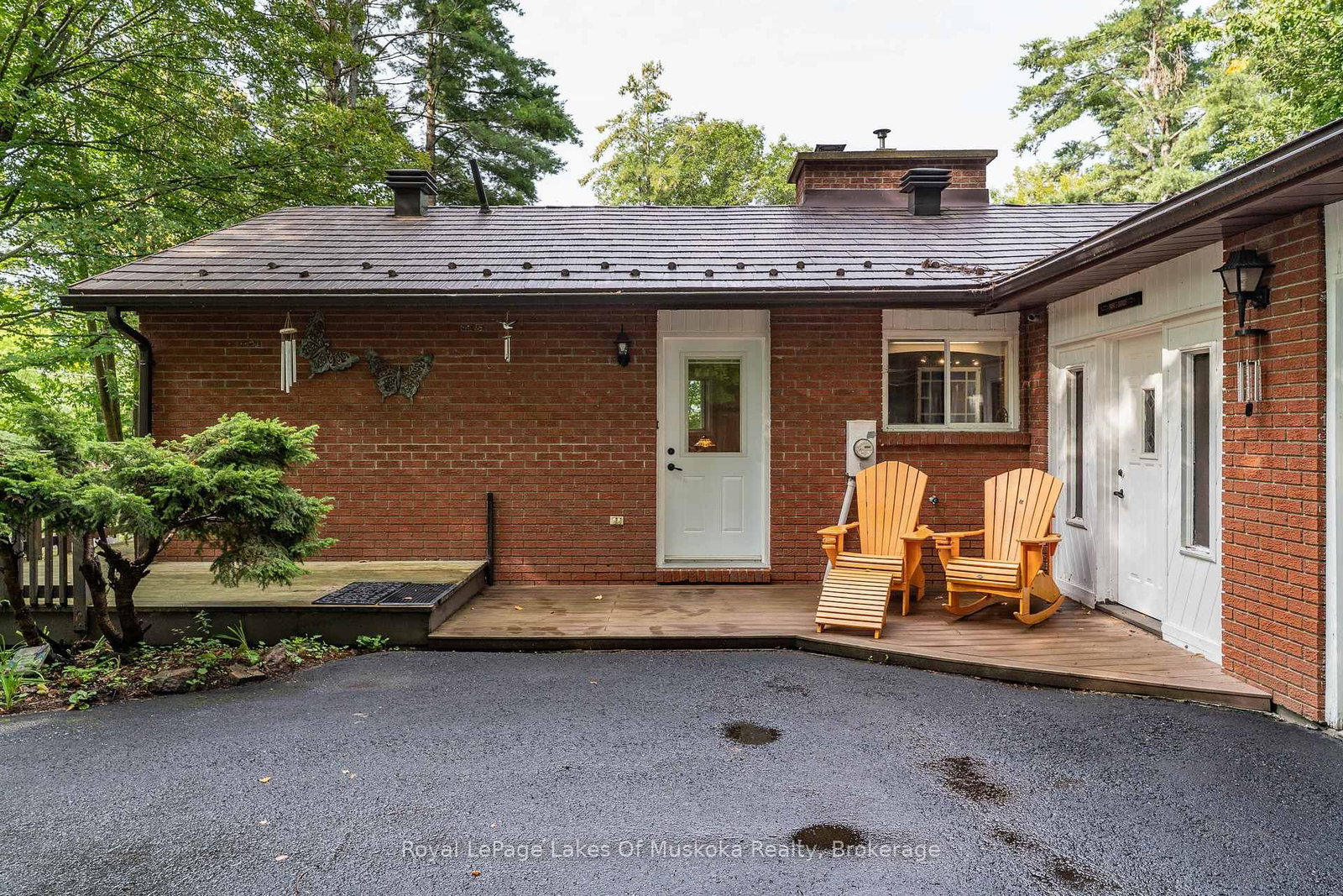 230 Lakeview Avenue • Gravenhurst, ON photo 6