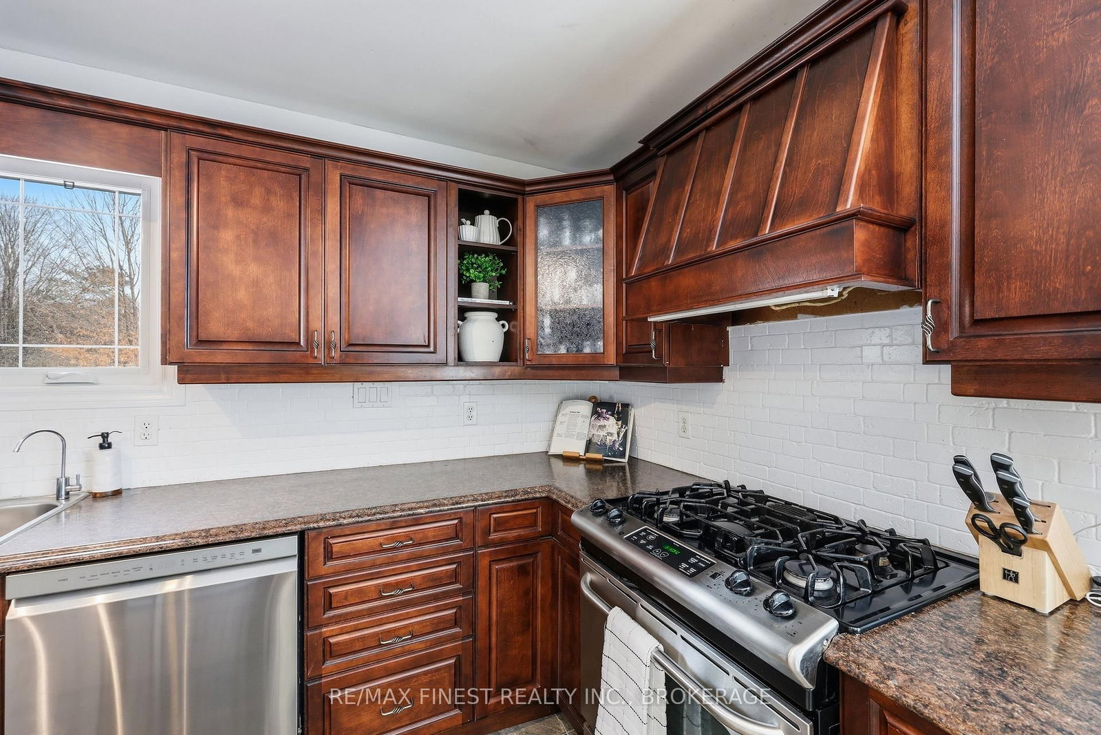 2518 Rideau Ferry Road • Perth, ON photo 15