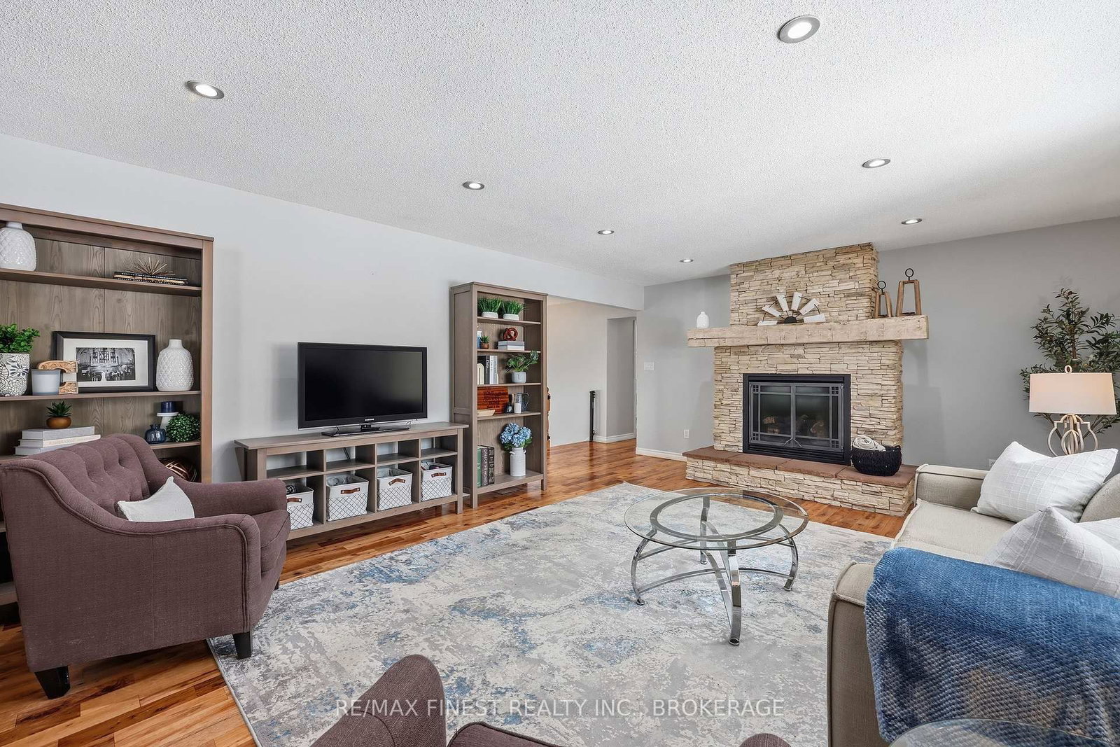 2518 Rideau Ferry Road • Perth, ON photo 8