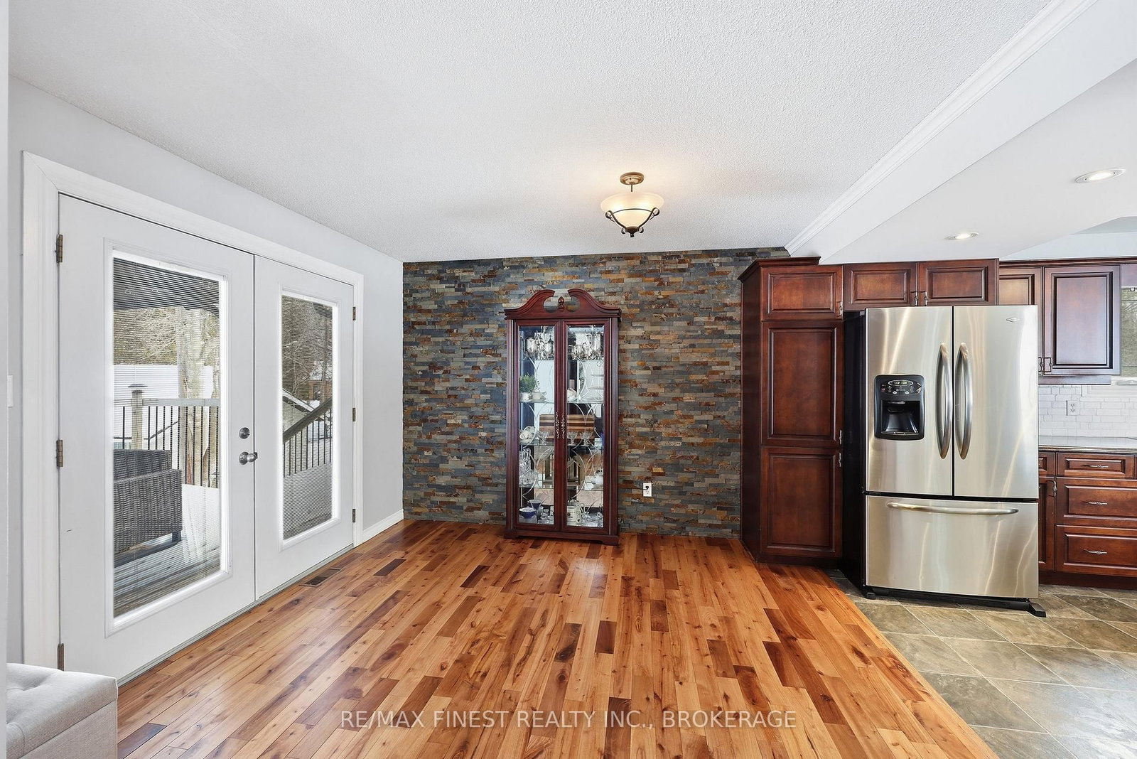2518 Rideau Ferry Road • Perth, ON photo 9