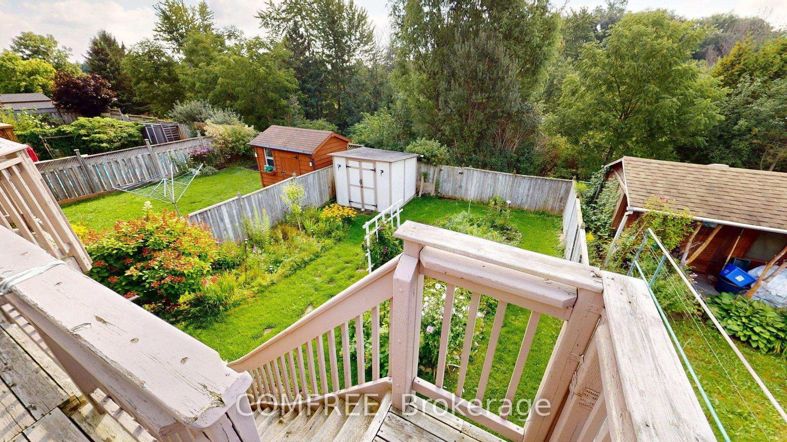 115 Resurrection Drive • Kitchener, ON photo 2