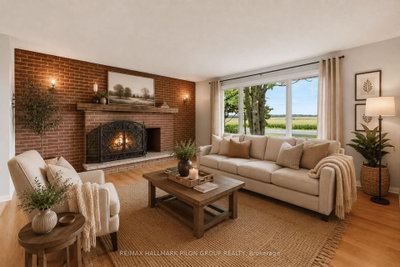 4987 Frank Kenny Road • Vars, ON photo 2