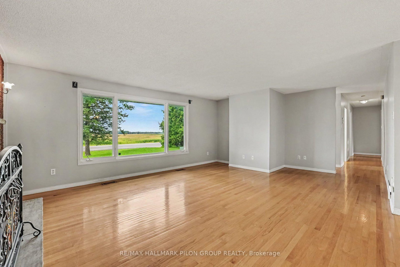 4987 Frank Kenny Road • Vars, ON photo 4