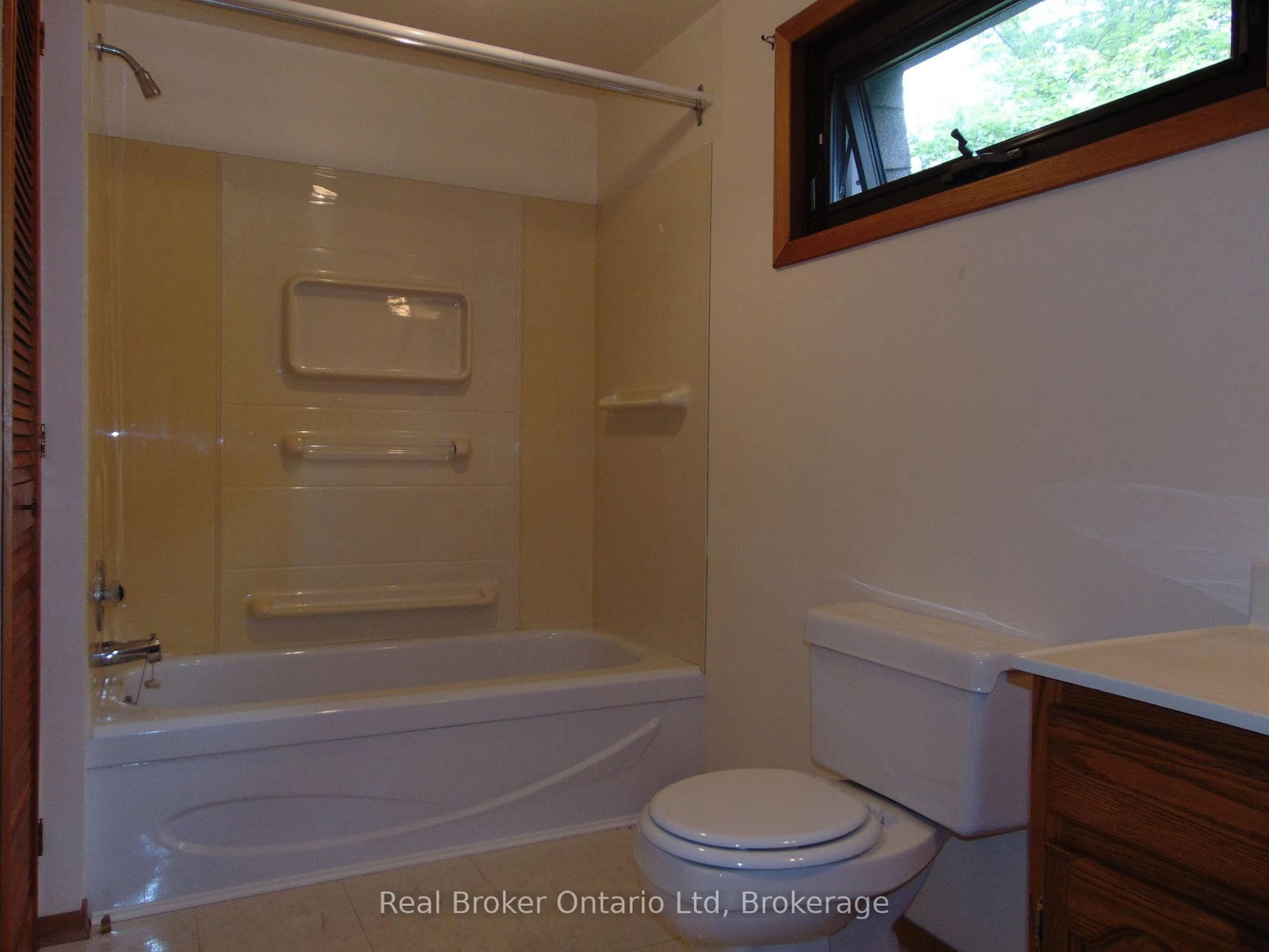 14 Emerson Avenue S • South Bruce Peninsula, ON photo 14