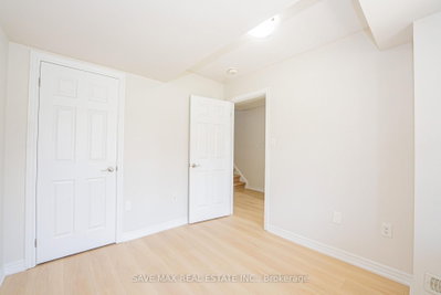 410 Linden Drive • Cambridge, ON photo 8