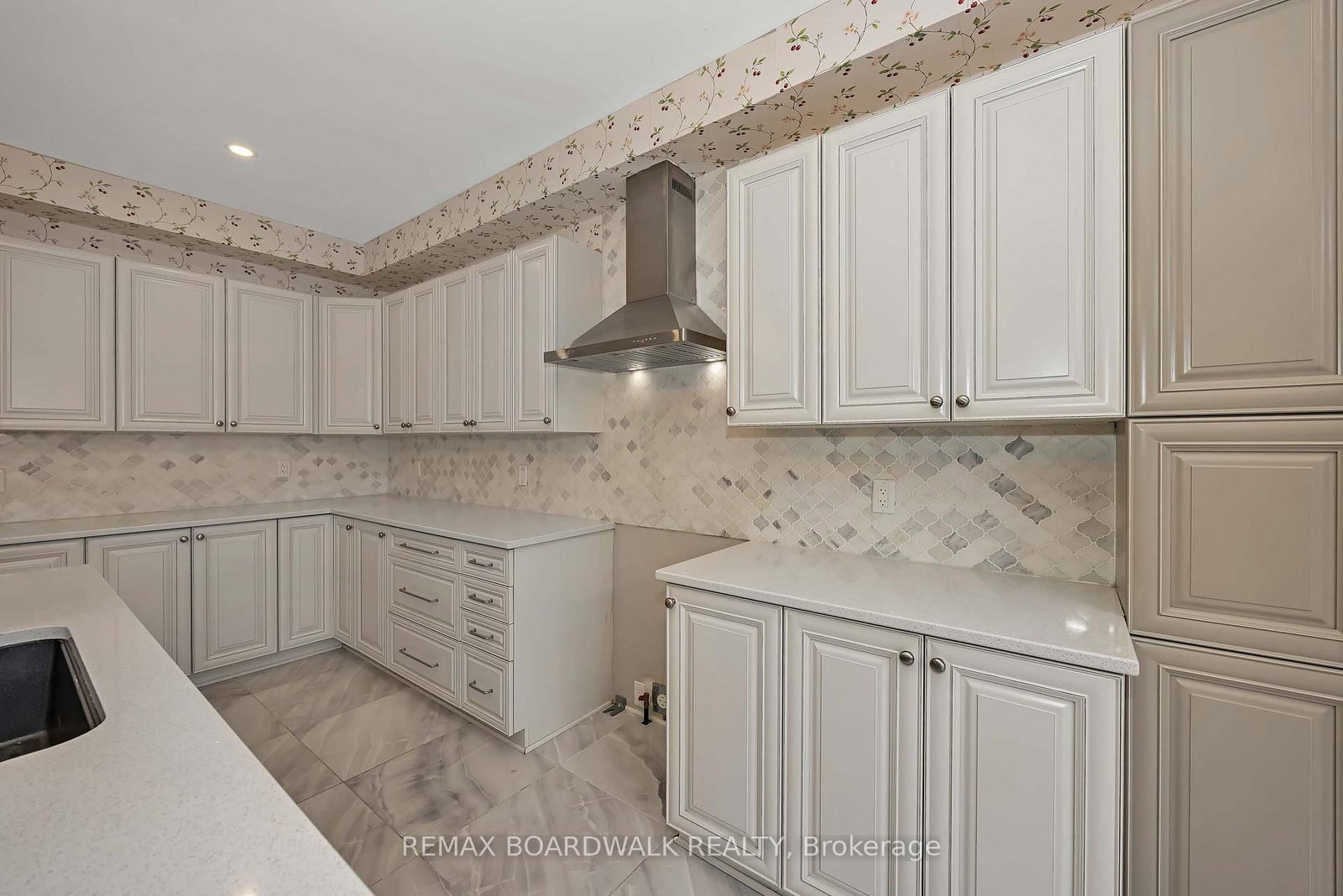 648 Decoeur Drive • Orleans, ON photo 19