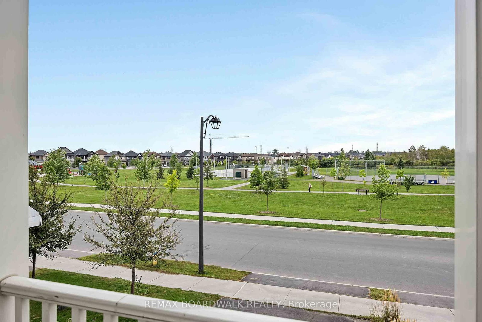 648 Decoeur Drive • Orleans, ON photo 3