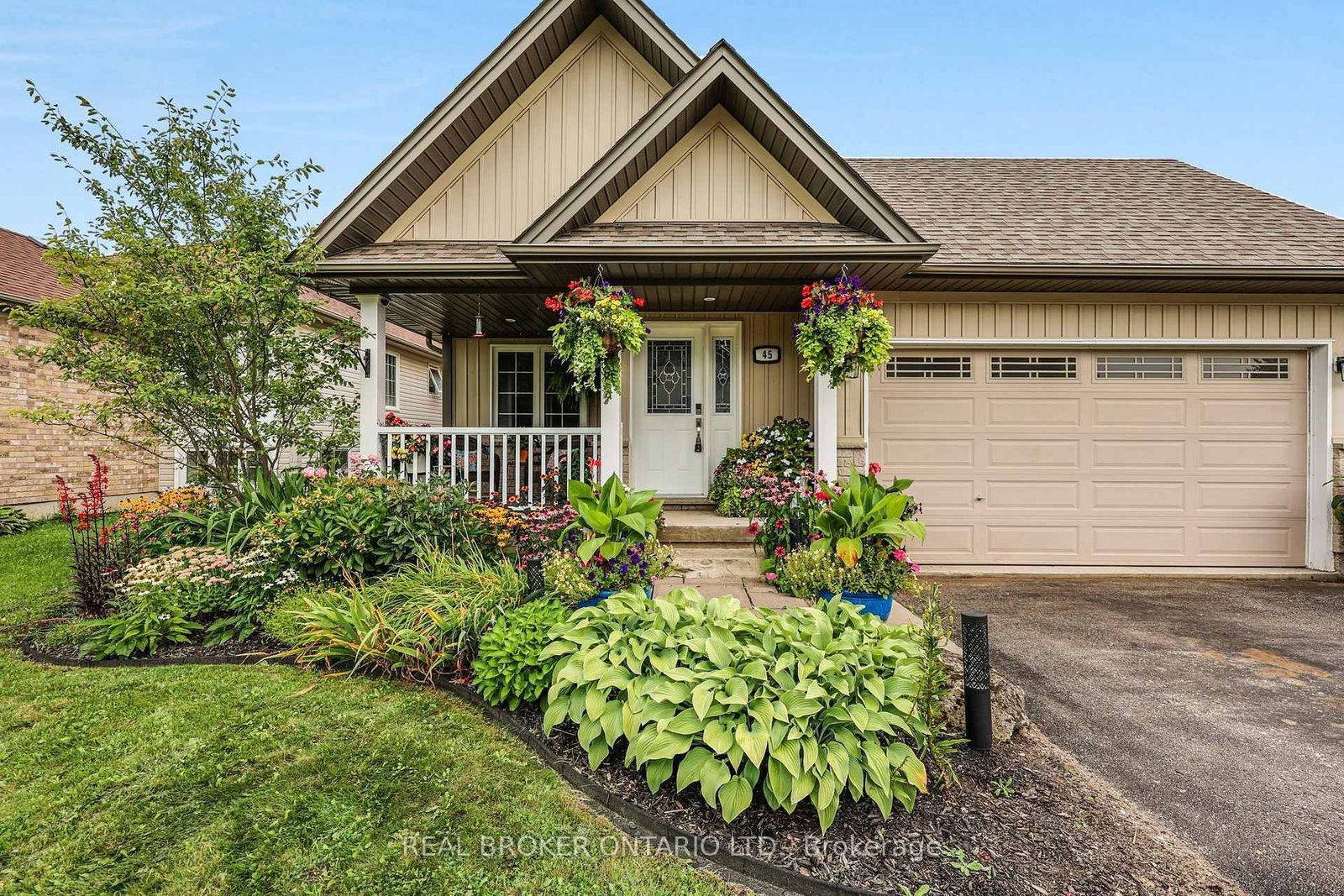 45 Sheffield Street • Southgate, ON photo 2