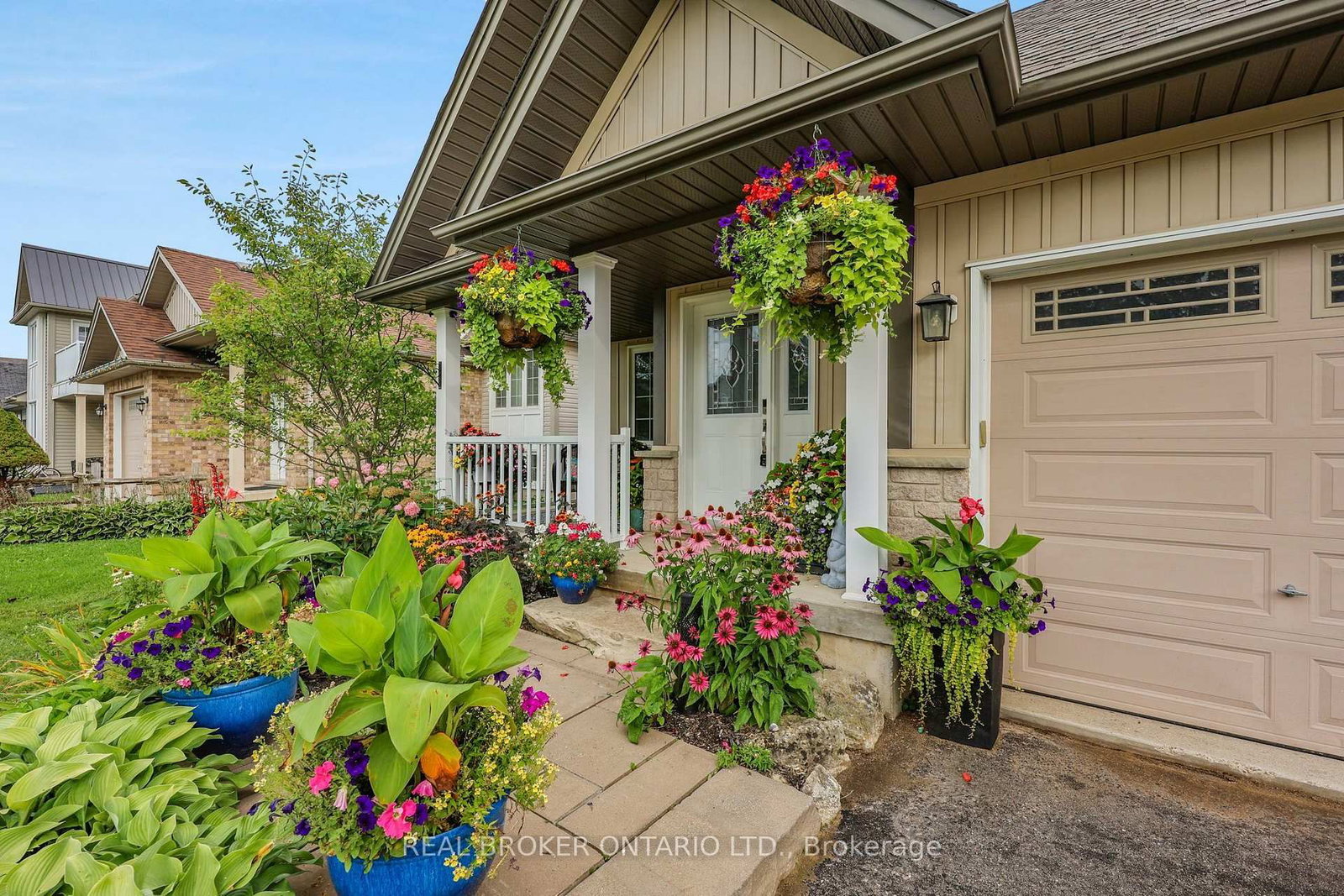 45 Sheffield Street • Southgate, ON photo 3