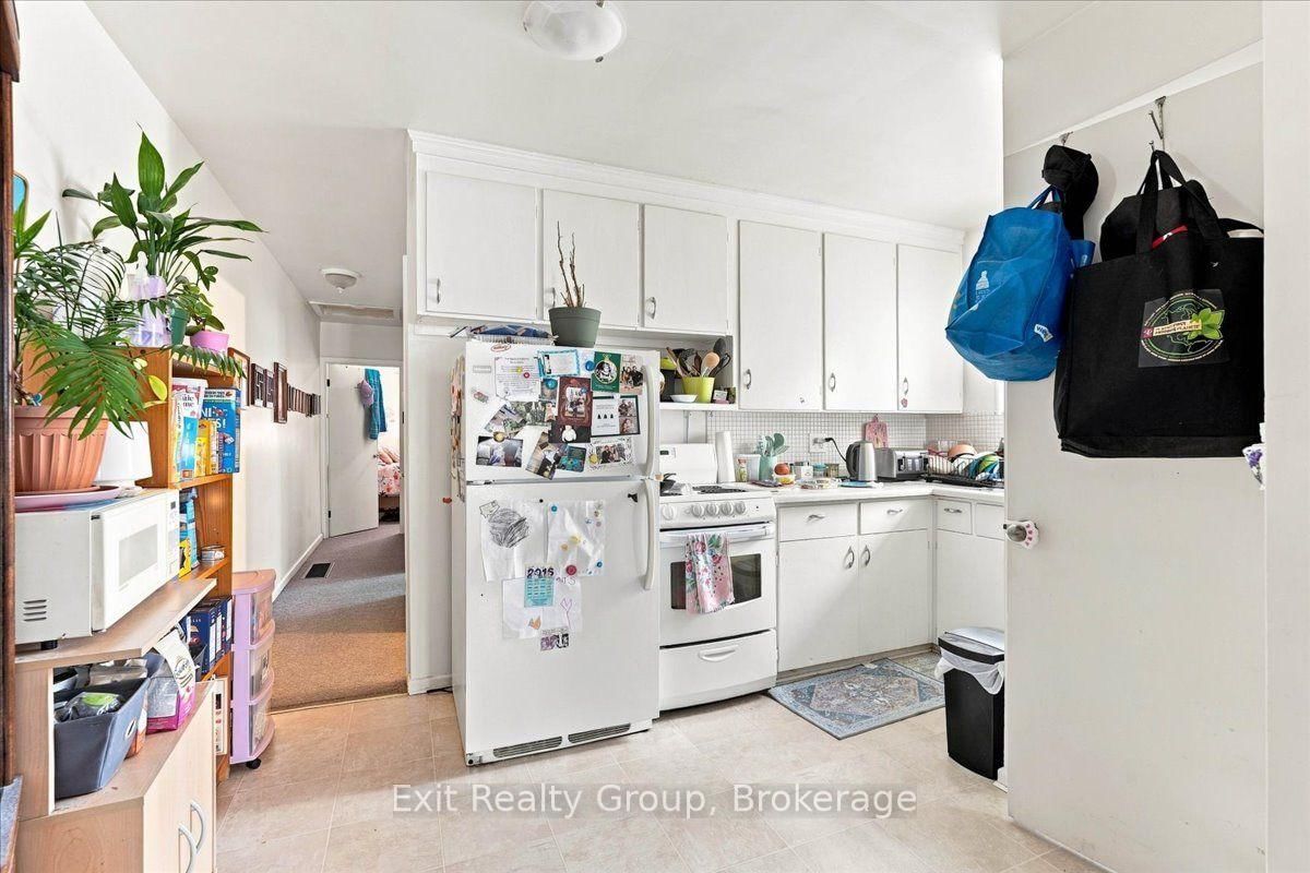 465 Dundas Street W • Belleville, ON photo 10