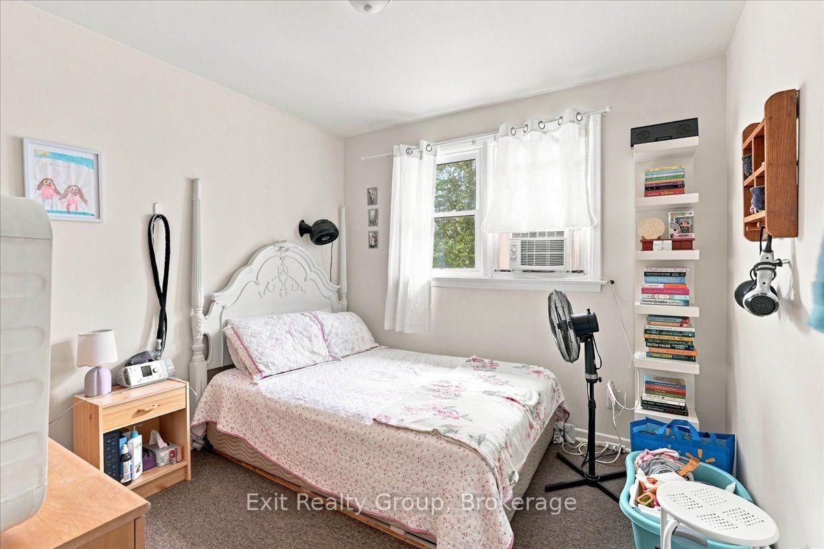 465 Dundas Street W • Belleville, ON photo 13