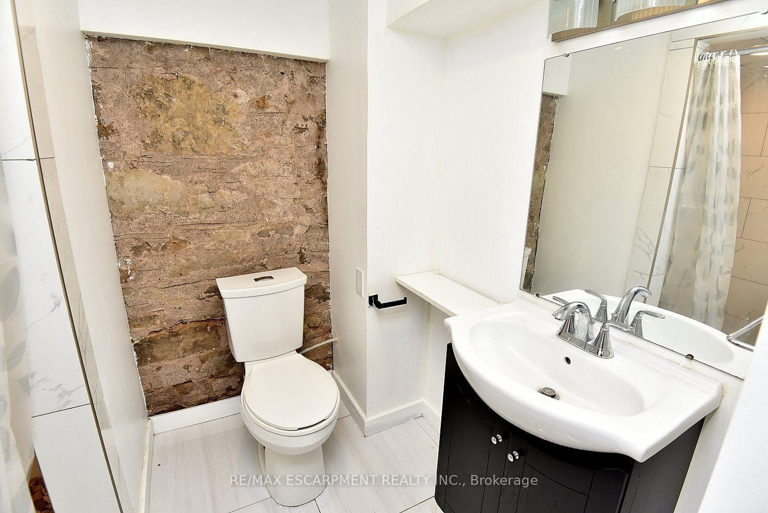 34 HOLTON Avenue S • Hamilton, ON photo 37