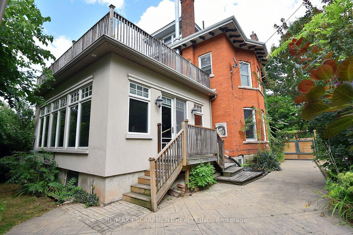 34 HOLTON Avenue S • Hamilton, ON photo 38