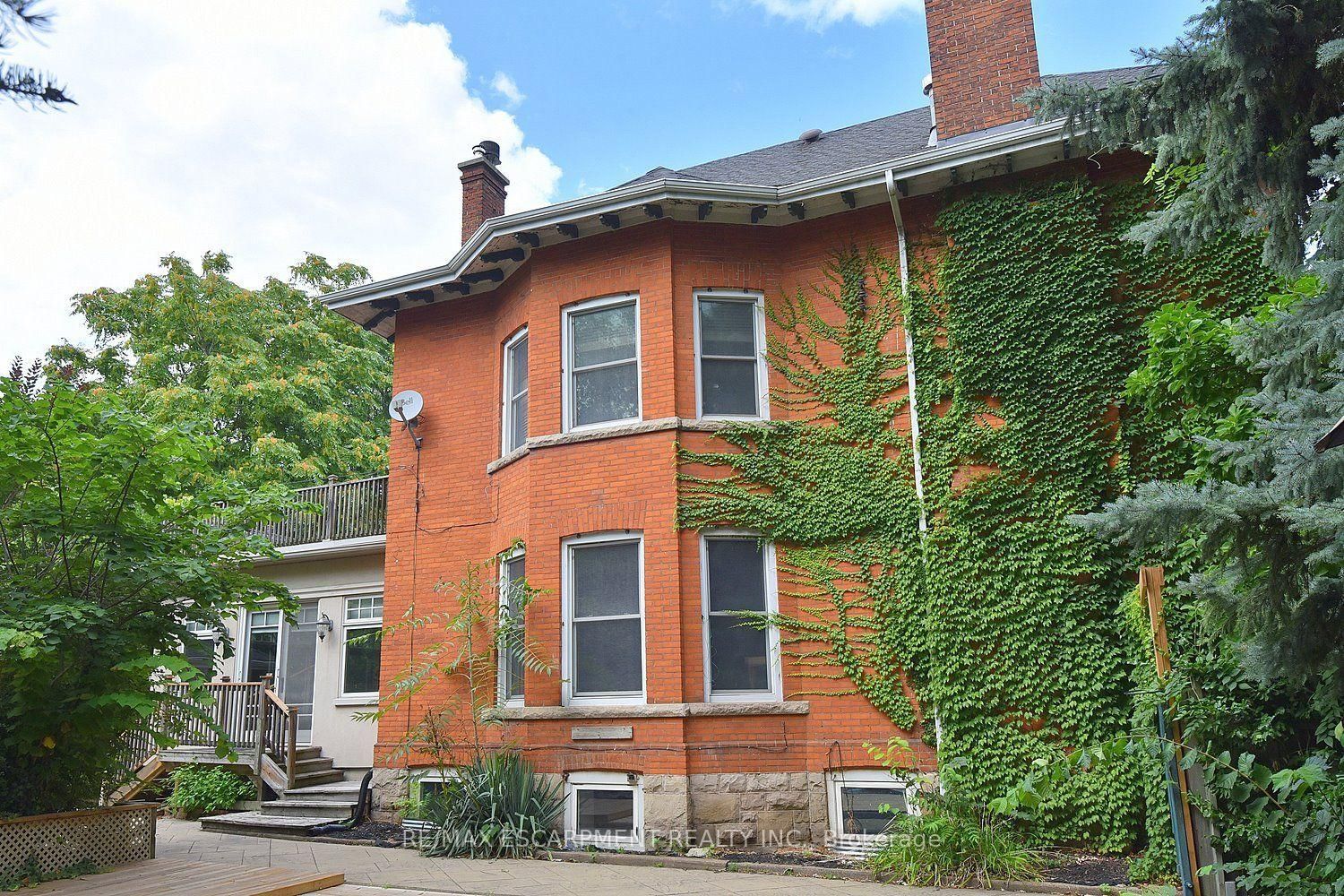 34 HOLTON Avenue S • Hamilton, ON photo 40
