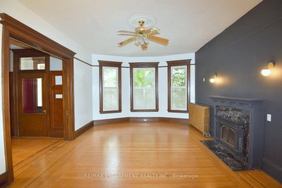 34 HOLTON Avenue S • Hamilton, ON photo 7