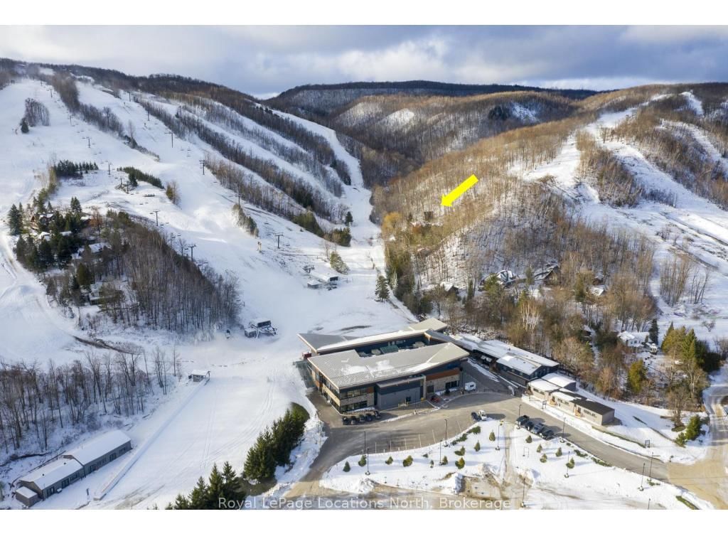242 Arrowhead Road • #16 • Blue Mountains, ON photo 5
