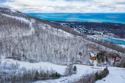 242 Arrowhead Road • #16 • Blue Mountains, ON photo 7