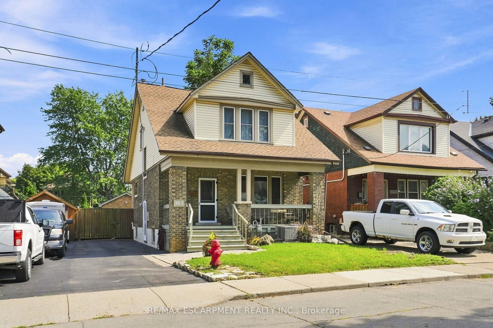 163 Grosvenor Avenue S • Hamilton, ON photo 3