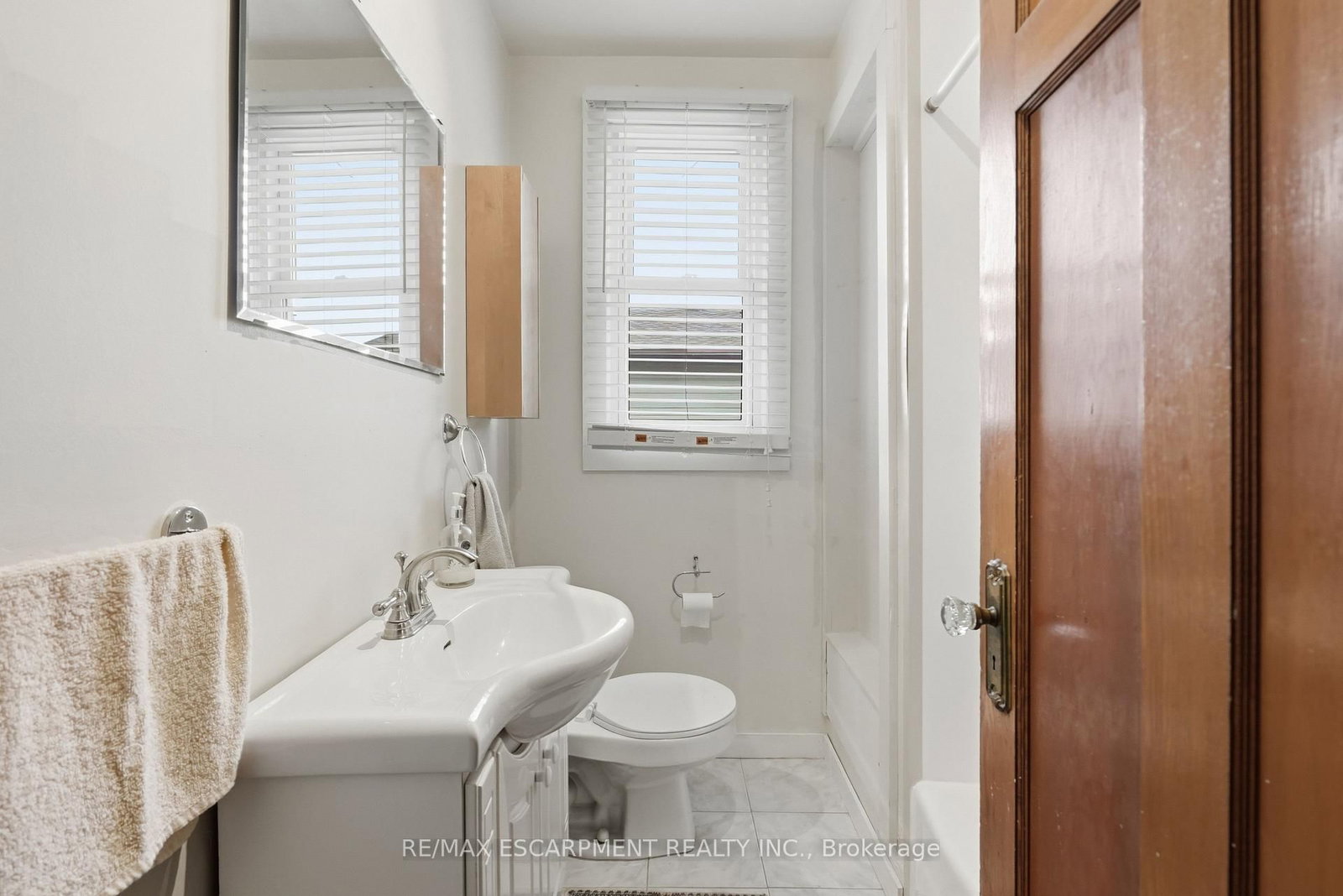 163 Grosvenor Avenue S • Hamilton, ON photo 33