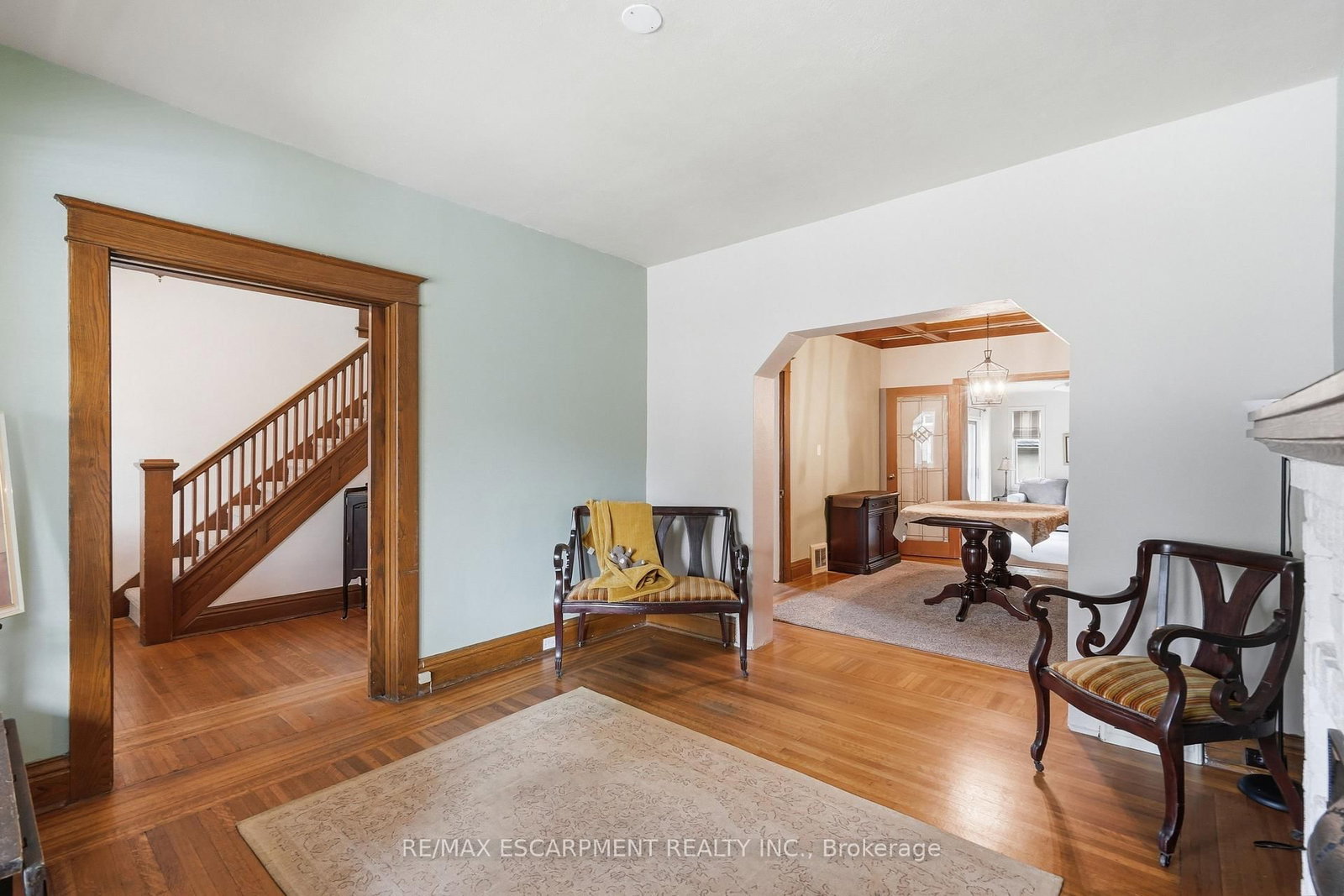 163 Grosvenor Avenue S • Hamilton, ON photo 9