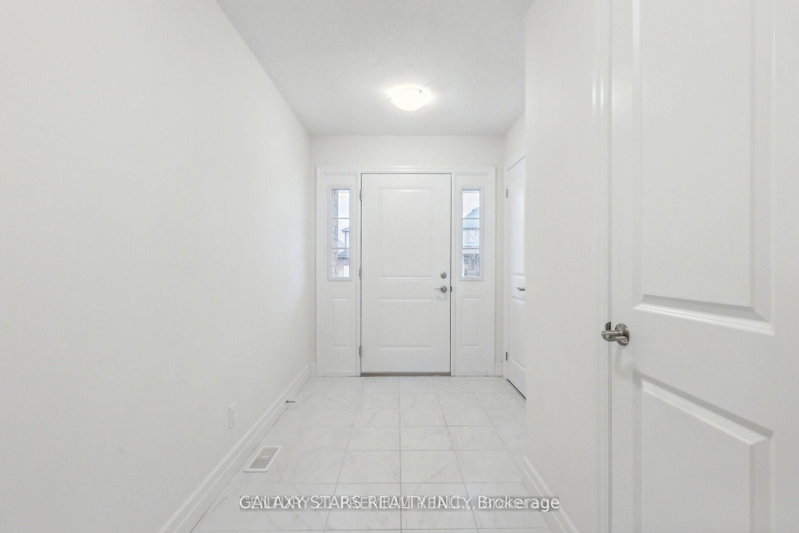 33 Robertson Drive