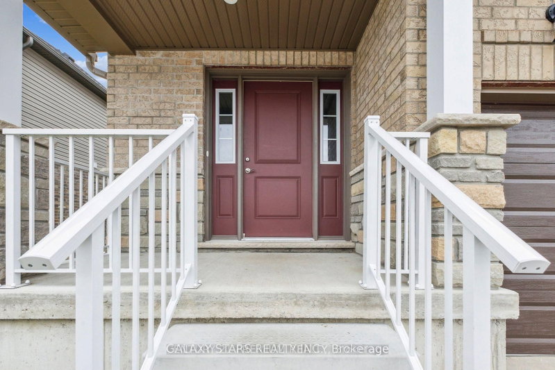 33 Robertson Drive