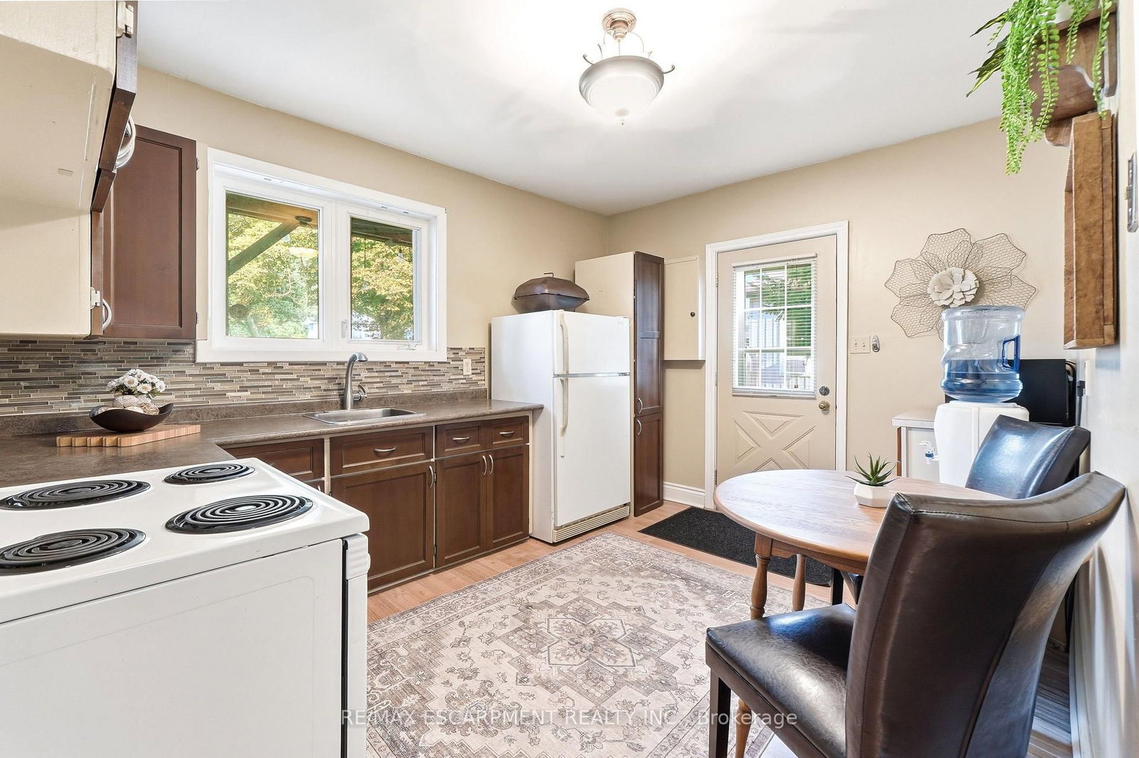 2 Mill Street E • Haldimand, ON photo 10
