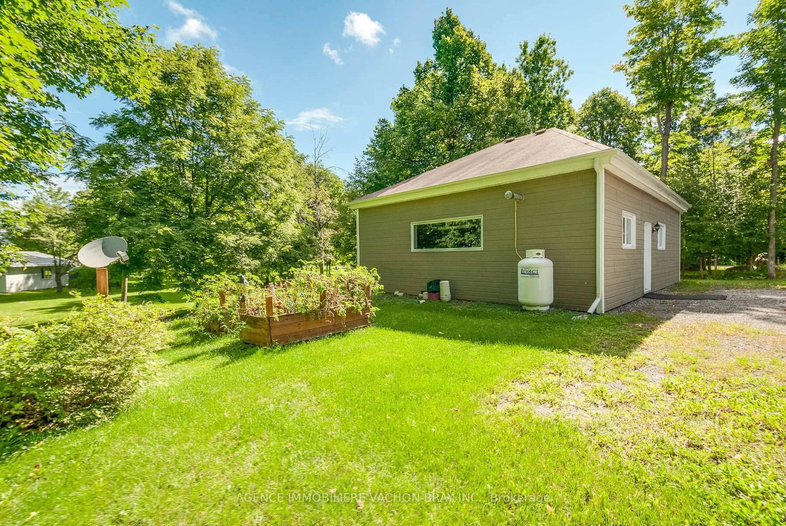 20233 Maple Road • South Glengarry, ON photo 44