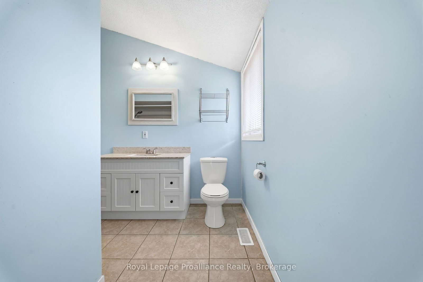 555 Bethel Road • Stirling, ON photo 26